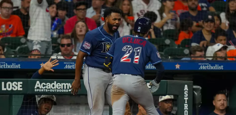 Álvarez decide con segundo jonrón de la noche, Caminero: 11 cuadrangulares en 11 juegos