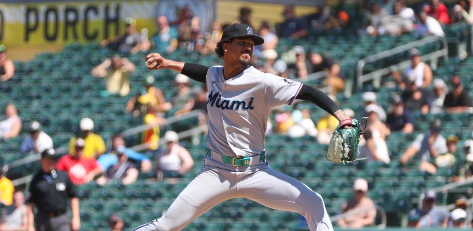 Eury Pérez lanzó perfecto durante 7 entradas y Marlins vencen Atléticos