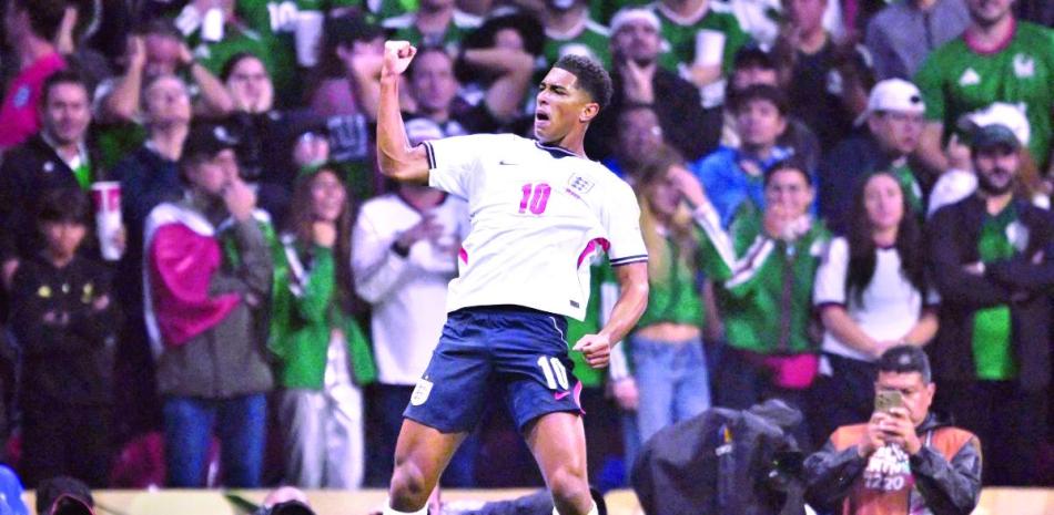 Inglaterra le gana a México en el Azteca y se mete en cuartos del Mundial