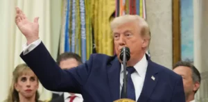 Trump declara que la roja del árbitro del Mundial fue horrible, pero dejó el fallo a FIFA