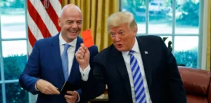 Eurodiputados recaban apoyo para investigar a Infantino tras el caso Balogun