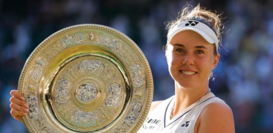 Linda Noskova supera a Karolina Muchova y conquista Wimbledon