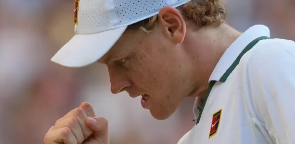 Jannik Sinner conquista Wimbledon por segundo año seguido al superar a Alexander Zverev en la final