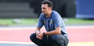 Scaloni, entre lágrimas, deja en el aire su continuidad