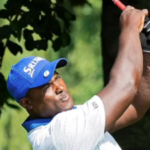 Manuel de los Santos, golfista profesional dominicano que con una pierna domina torneos en Europa