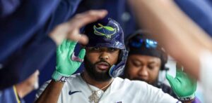 Junior Caminero llega a 30 jonrones en la temporada, primer dominicano con esa cifra