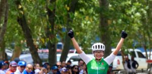 Carolina Flores se lleva para México la medalla de oro del MTB femenino