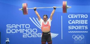 Yudelina Mejía conquista la presea dorada en envión en los 86 kilogramos en levantamiento de pesas