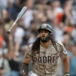 Tatis Jr. y Hays batean jonrones e impulsan a Padres a vencer 7-2