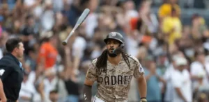 Tatis Jr. y Hays batean jonrones e impulsan a Padres a vencer 7-2