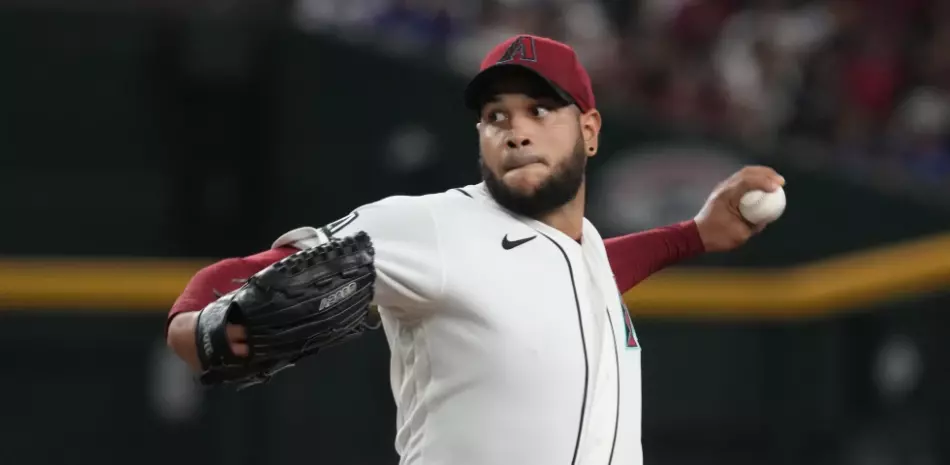 Ketel Marte jonronea, los Diamondbacks vencen 4-2