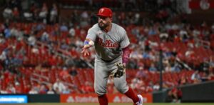 Edmundo Sosa y Kyle Scwarber lideran triunfo de Filadelfia sobre Cardenales