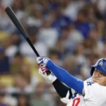 Dodgers remontan, vencen 6-5 a los Reales para su segunda victoria en 10 partidos