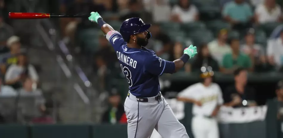 Caminero batea cuadrangular 34, Rays remontan con ocho en la 8va