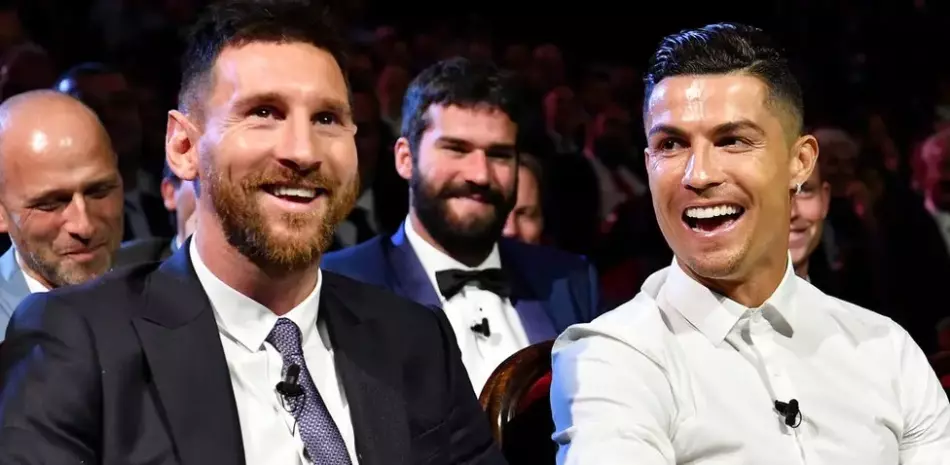 Cristiano Ronaldo se solidariza con Lionel Messi por la pérdida de su padre