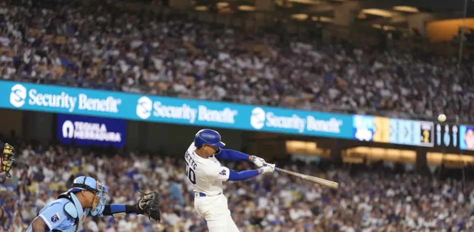 Ohtani y Betts batean cuadrangulares, los Dodgers culminan barrida sobre Reales