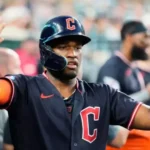Adell da vuelacercas y Ángel Martínez logra 3 hits en la victoria de los Guardianes