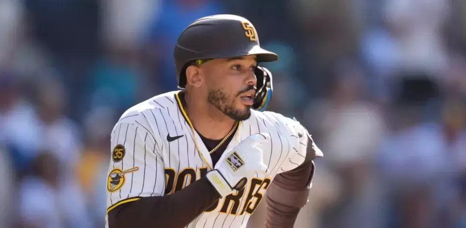 Padres barren a Cerveceros, líderes de las mayores, con triunfo en 11 entradas