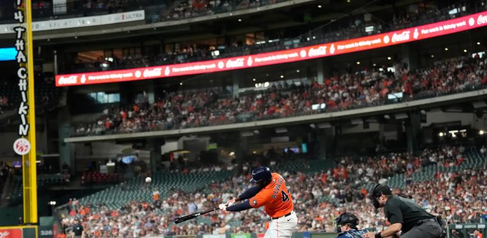 Walker y Yordan dan H4 para conducir Mariners a superar Marineros