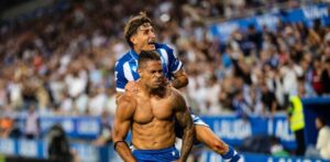 Mariano Díaz conduce Alavés a un triunfo 3-0 sobre Getafe