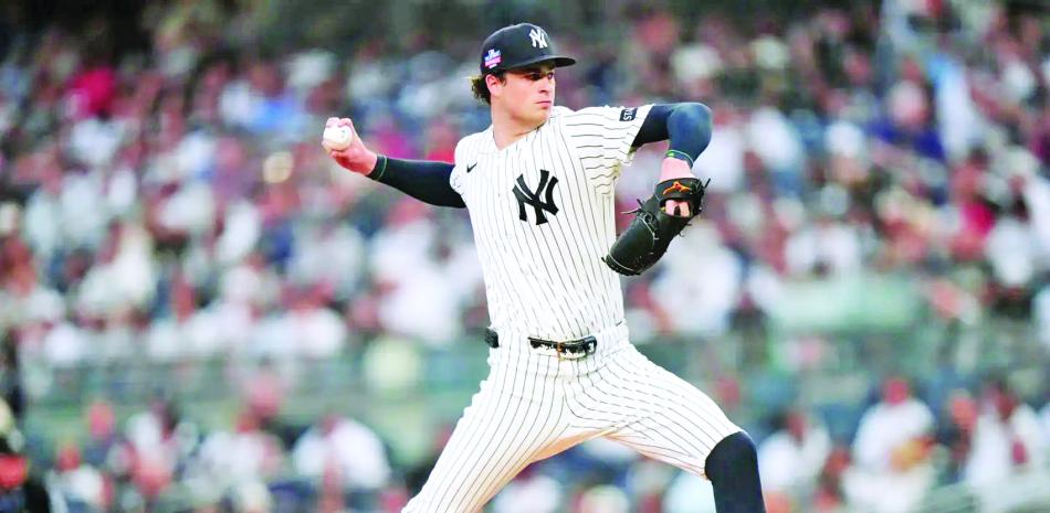 Jones y Schlittler conducen a los Yankees a su quinta victoria seguida