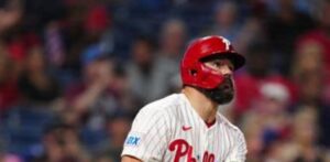 Kyle Schwarber dispara su vuelacercas 38 en la victoria de los Filis sobre los Cardenales