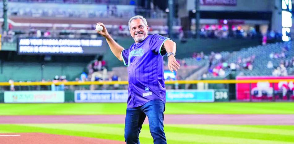 D-Backs reconocen la trayectoria de Junior Noboa durante Día de la Herencia Hispana