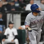 Seager, con 3 hits y 3 impulsadas, lidera a Texas en la victoria sobre los Medias Blancas