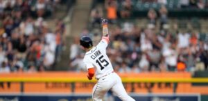 Clark y lanzadores ayudan a Tigres a cortar racha de 6 derrotas con 4-1 ante Rays