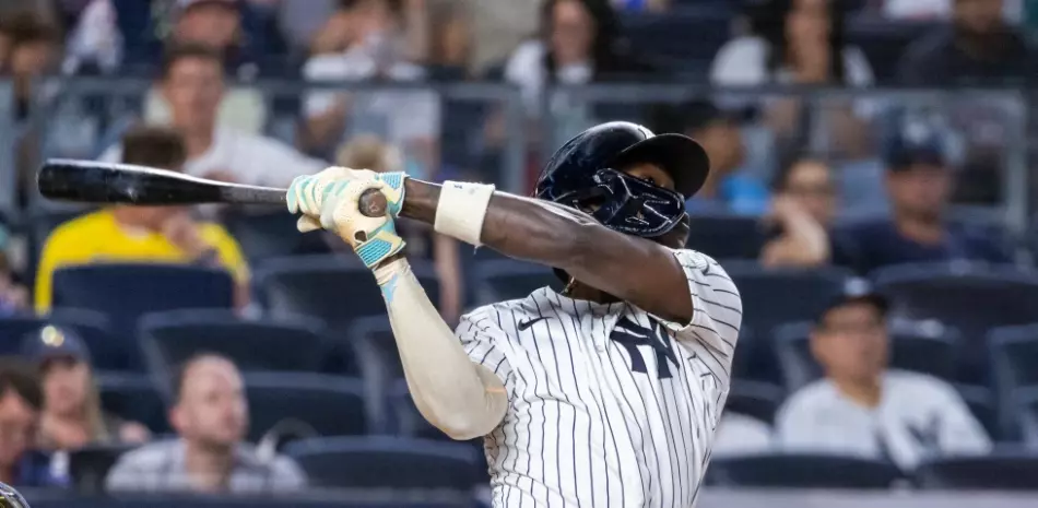 Rice impulsa tres y Yankees vencen a Medias Rojas para dividir doble cartelera