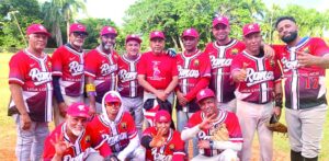 Equipo las Ranas conquista título en Liga de Softbol Los Macos ACD