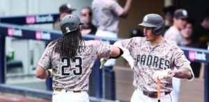 Tatis Jr y Machado jonronean en la victoria de los Padres sobre los Yankees
