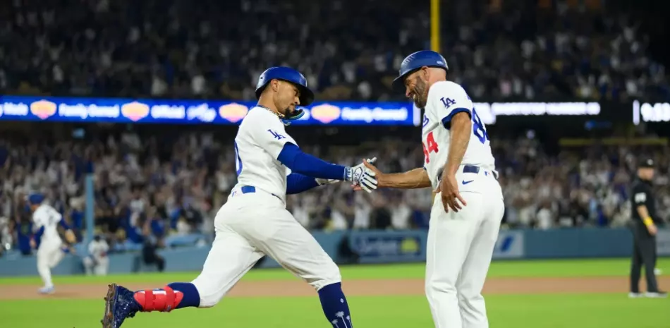 Betts batea jonrón de 3 carreras y los Dodgers vencen 7-5 a los Nacionales