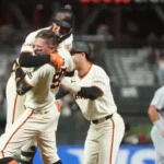 Whitcomb decide en la 11ma. y los Gigantes superan a los Cardenales