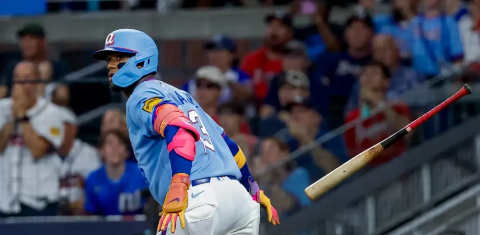 Acuña y Mahle brillan en la paliza de 12-2 de los Bravos ante los Filis