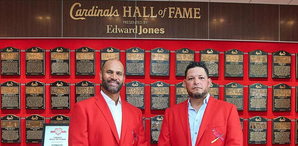 Albert Pujols y Yadier Molina ingresan al Salón de la Fama de los Cardenales