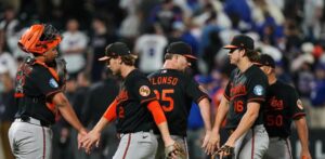 Gunnar Henderson lidera triunfo de Baltimore; Alonso no conecta hit en regreso