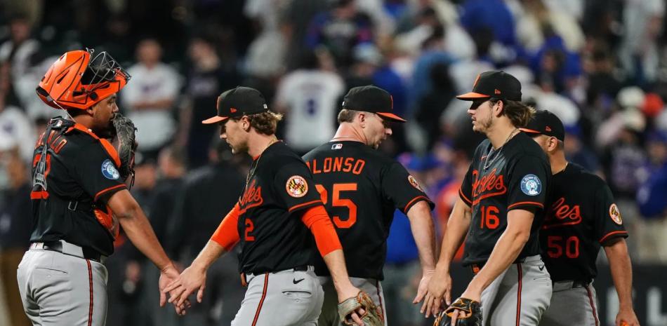 Gunnar Henderson lidera triunfo de Baltimore; Alonso no conecta hit en regreso