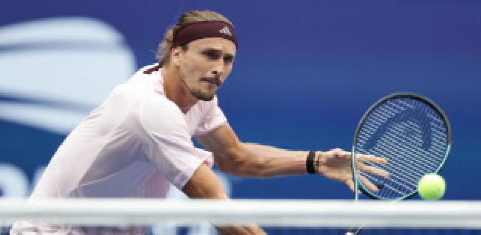 Alexander Zverev triunfa y le otorga ventaja a Alemania sobre Croacia en la Copa Davis