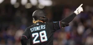 Marlins evitan que los Cachorros aseguren un puesto en playoffs