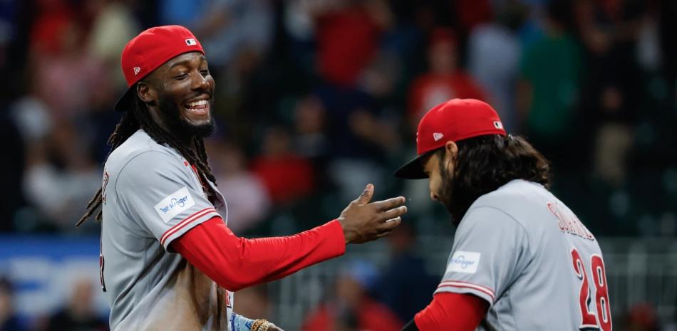 Elly conecta su jonrón número 30 y los Rojos remontan para lograr una victoria de 7-6 sobre Bravos