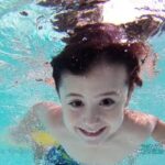 Autismo y natación: una piscina puede abrir nuevas posibilidades