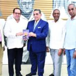 Luis Chanlatte pone en circulación su libro «El Olimpismo Dominicano»