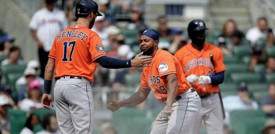 Falta de público en juegos Atlanta-Houston revelan reto de vender boletos vespertinos para Wild Card
