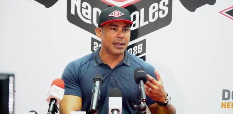 Carlos Peña sugiere "allanar el camino" antes de la agencia libre de Lidom
