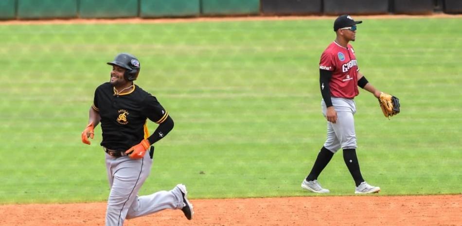 Jorge Bonifacio pega jonrón y las Águilas vencen de nuevo a los Gigantes en pretemporada