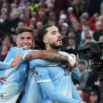 El Man City ignora los abucheos en Liverpool para sellar una victoria 3-0