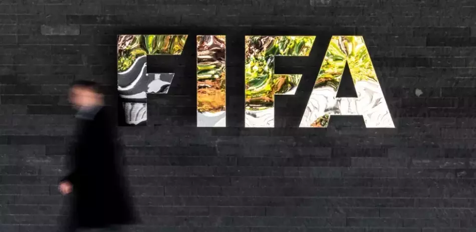 Gianni Infantino se disculpa por plan de venta de la Copa Mundial de la FIFA