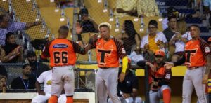 Noel, Celestino y bullpen dan triunfo Toros sobre Águilas