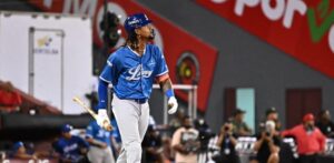 Alcántara y Hernández protagonizan paliza del Licey sobre Gigantes